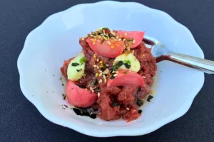 Tartaar van West-Vlaams rood met crème van Belgische Pickels