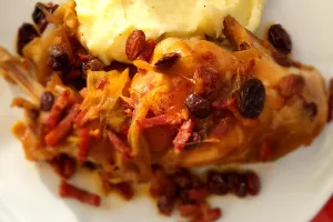 Konijn met jenever en bruine kandijsuiker