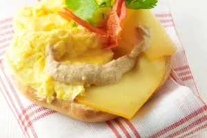 Postelse harde abdijkaas  / Leuvense mosterd