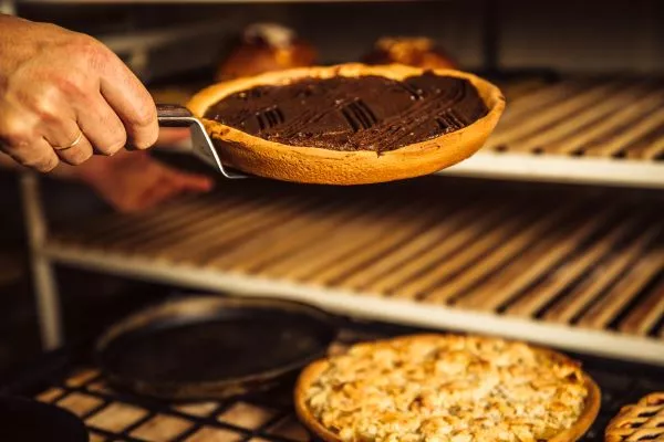 Bakkemoezenvlaai vers uit de oven! Streekproduct.be