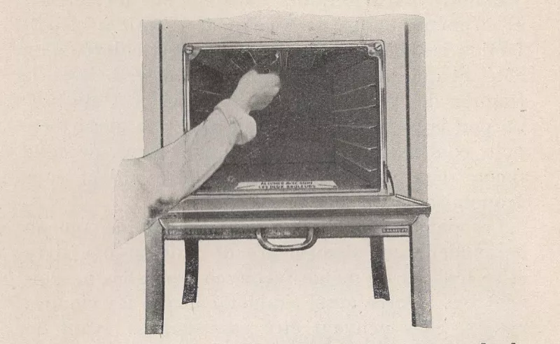 Gasoven uit "La Cuisine sur le Gaz" van Gaston Clément (1934): het aansteken. Streekproduct.be