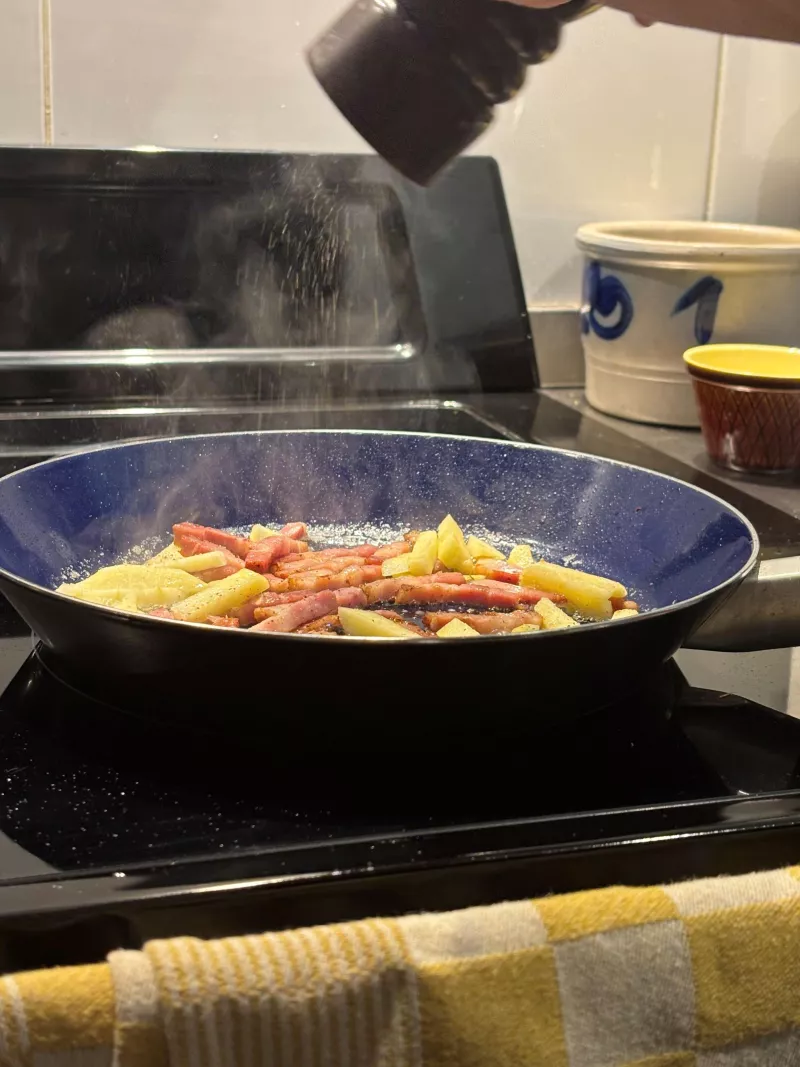 Bak de spek- en de appelreepjes. Streekproduct.be